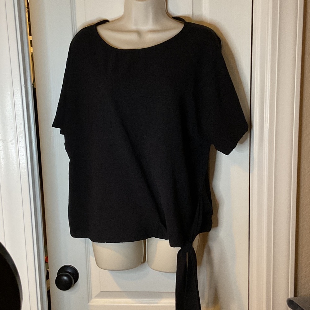 SHEIN Elegant Black Blouse with Side Tie